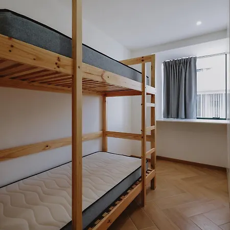 888hostel&suites Проживание в семье Сан-Жуан-да-Мадейра